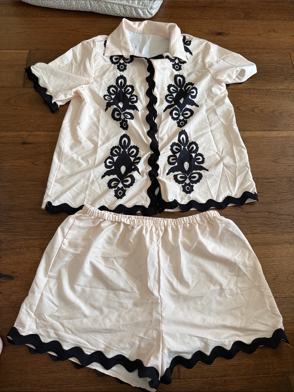 SHEIN Cream Two-Piece lounge Set with Black Embroidered Detail